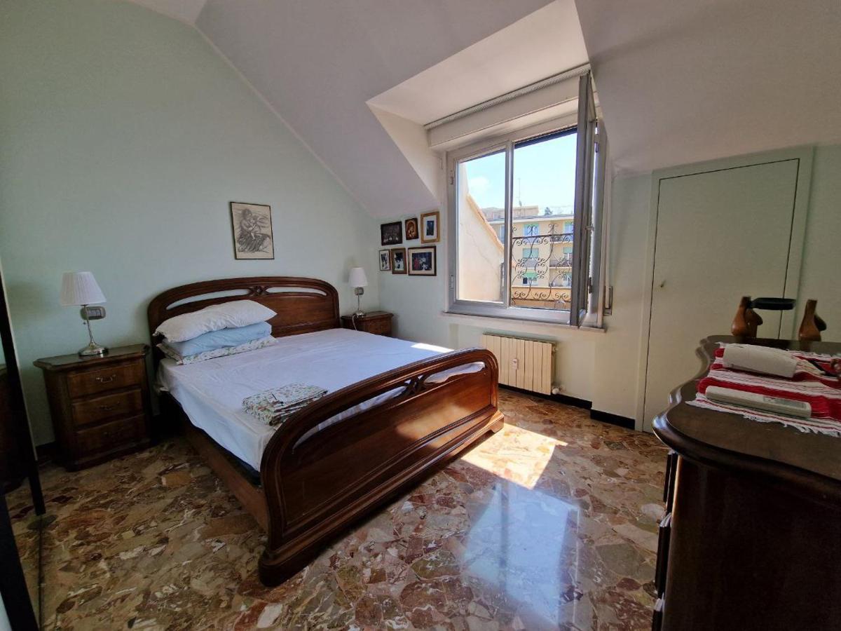 Attico Sturla Mare Apartment *