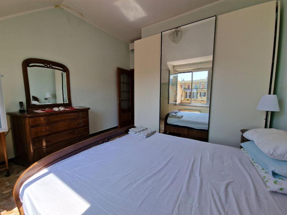 Attico Sturla Mare Apartment